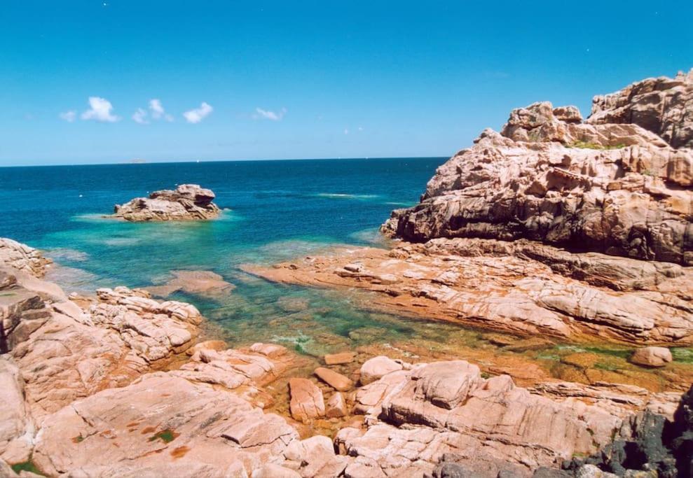 Maison - Villa Bord De Mer, Cote De Granit Rose Perros-Guirec Bagian luar foto