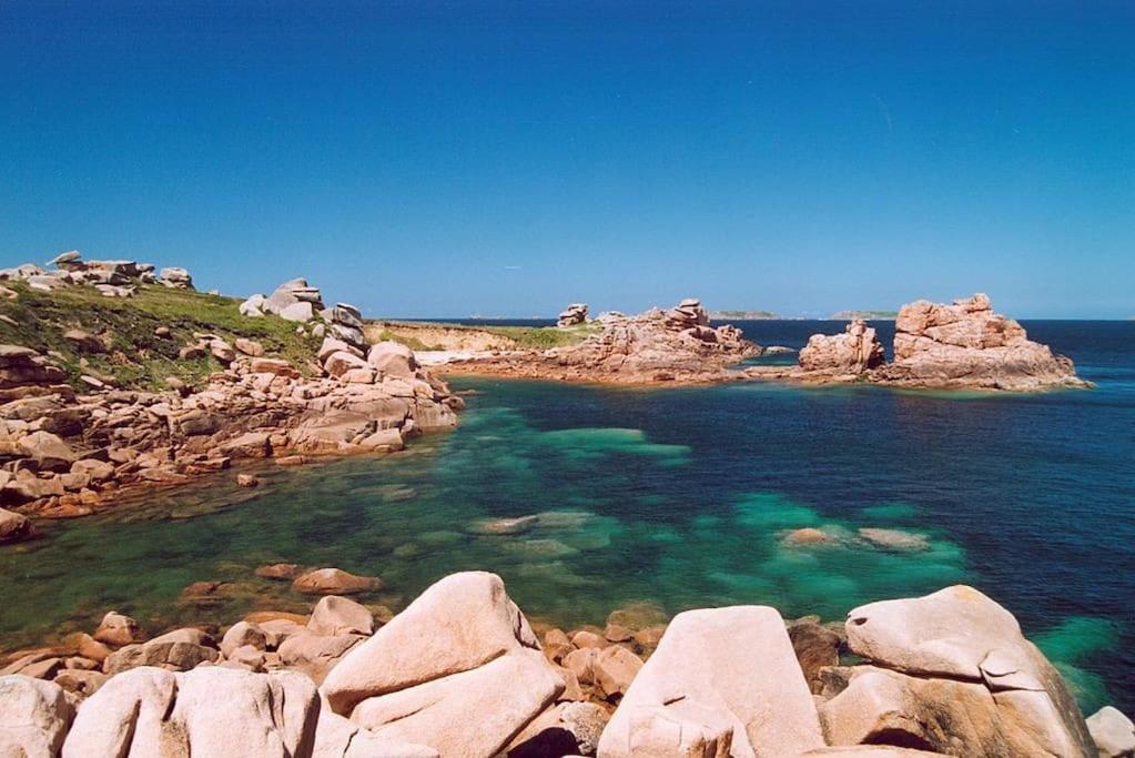 Maison - Villa Bord De Mer, Cote De Granit Rose Perros-Guirec Bagian luar foto